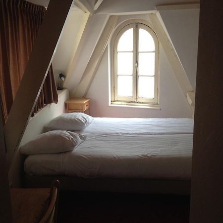 Budget Season Star Hotel Амстердам Номер фото